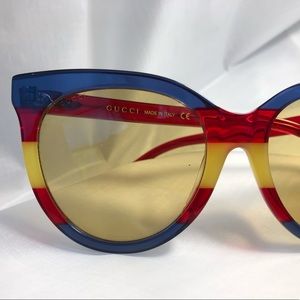GUCCI SUNGLASSES